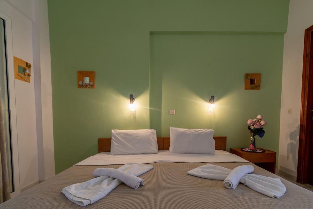 Marina Aparthotel